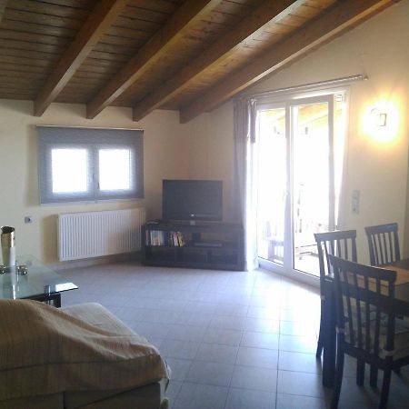 View And Relax Apartment Plataria Bagian luar foto