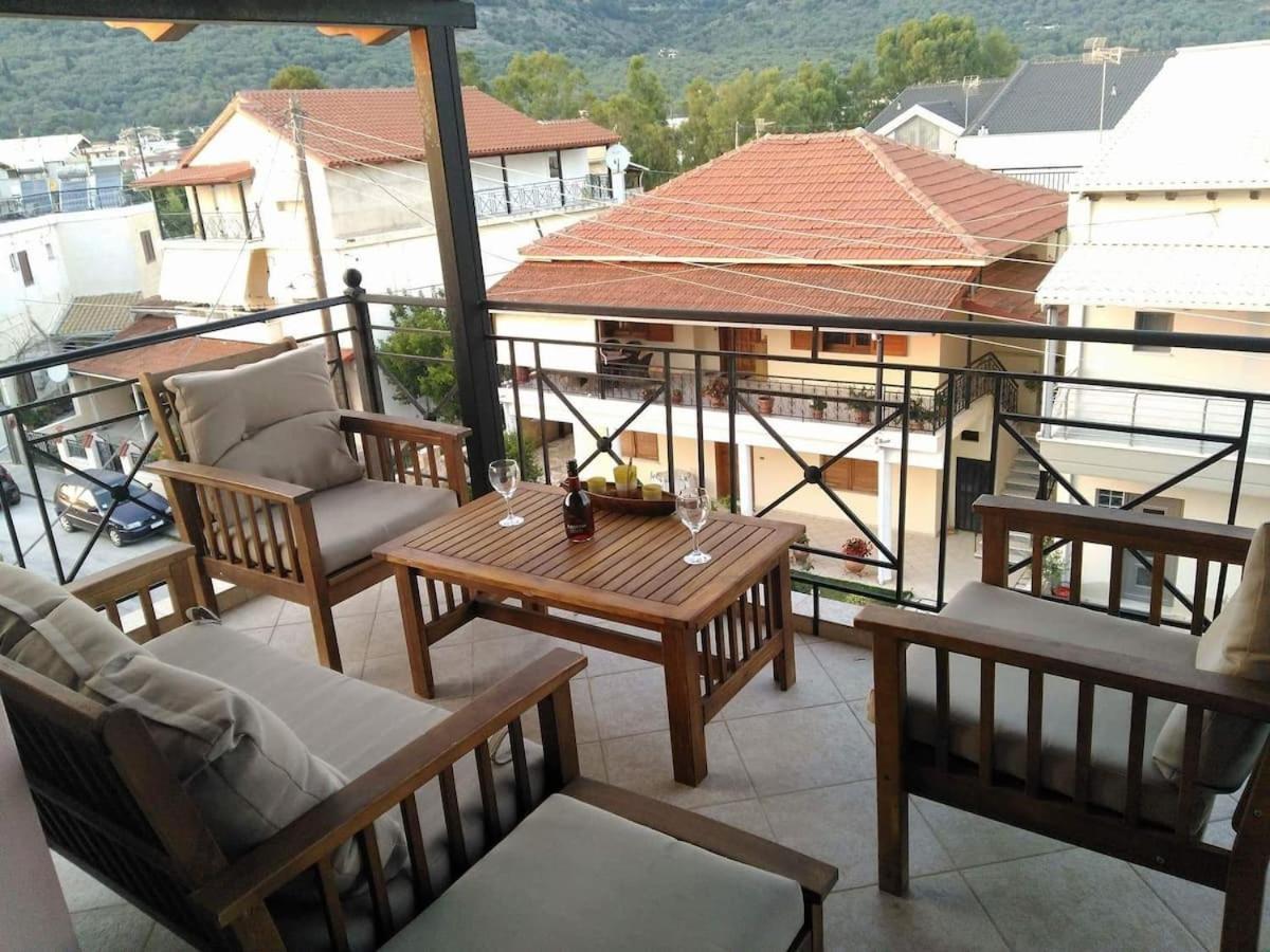 View And Relax Apartment Plataria Bagian luar foto